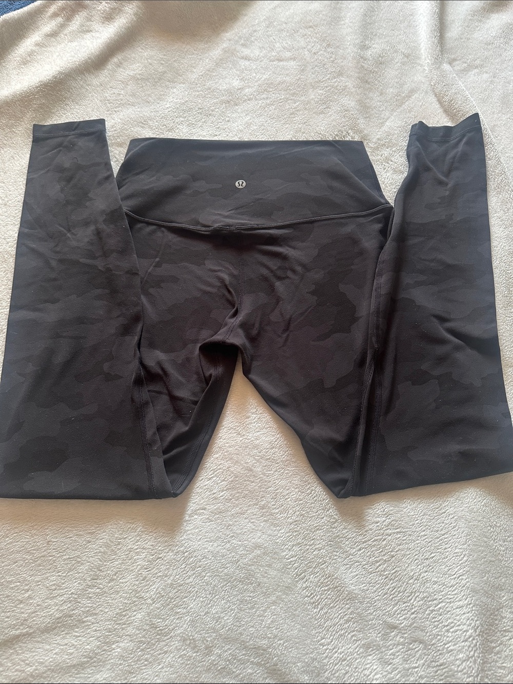 lululemon athletica women’s ' Black Camo Leggings